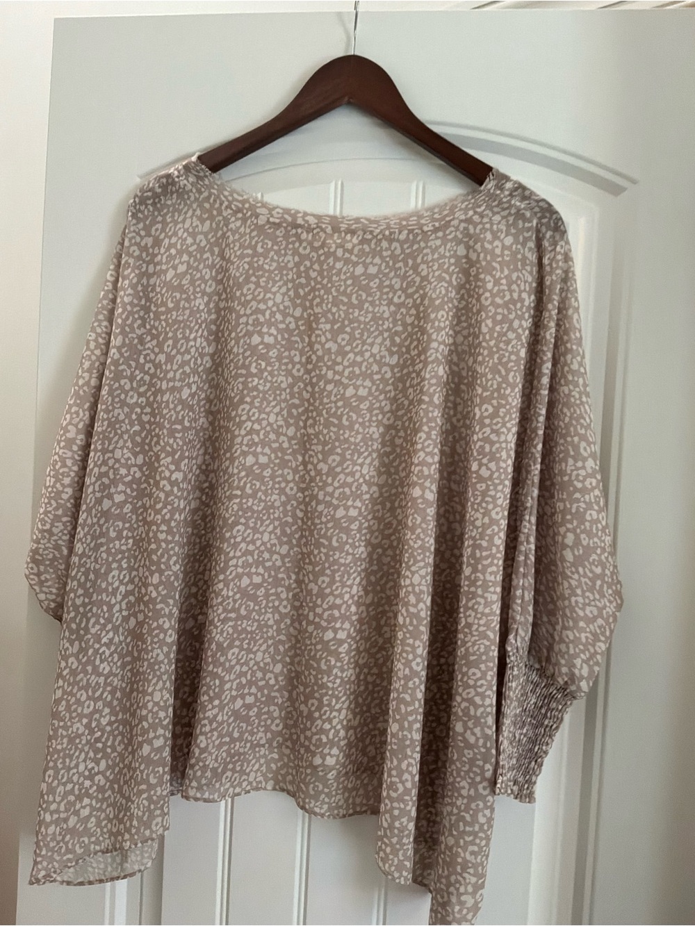 Grade & Gather Relaxed Taupe Leopard-Print Blouse with Smocked Cuffs, Size S/M